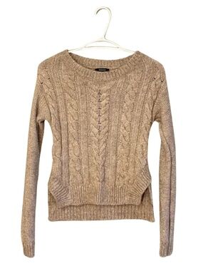 RW&CO. Light Tan Cable Knit Sweater w Drop Shoulder & Side Split Detail